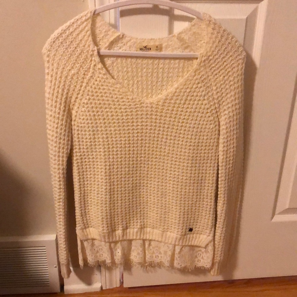 Hollis yet sweater with lace
